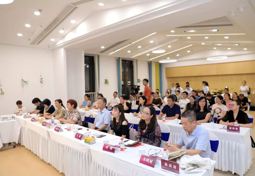 “家長放手，孩子動手”，這才是寶貝獨立成長的正確打開方式！